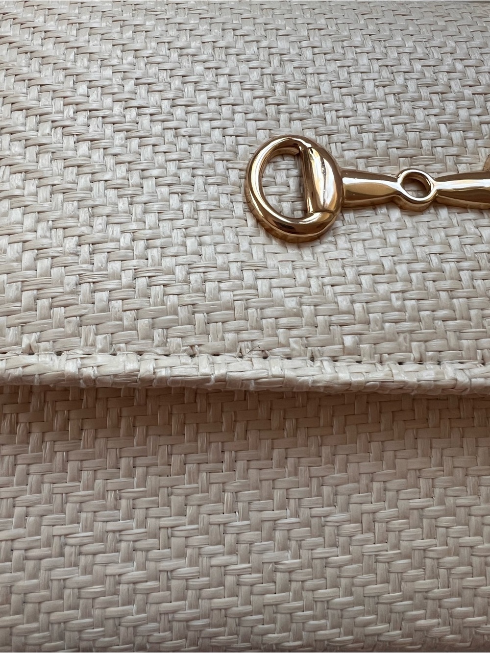 Tommy Bahama woven raffia satchel - bamboo handle and gold chain - Picture 3 of 9
